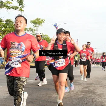 Runner Photo 5978135