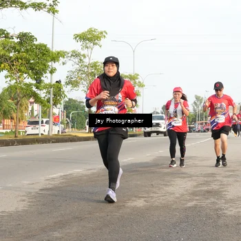 Runner Photo 5978246