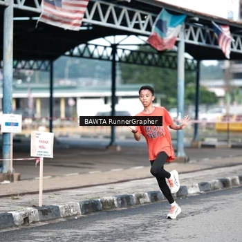 Runner Photo 5978613