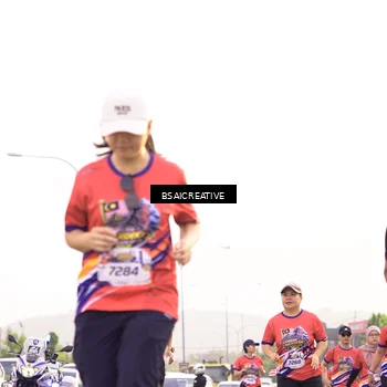 Runner Photo 5978635