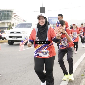 Runner Photo 5978652