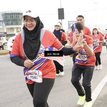 Runner Photo 5978734