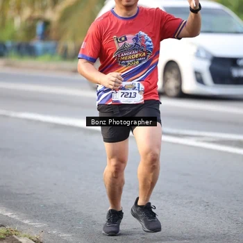 Runner Photo 5978773