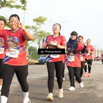 Runner Photo 5978946