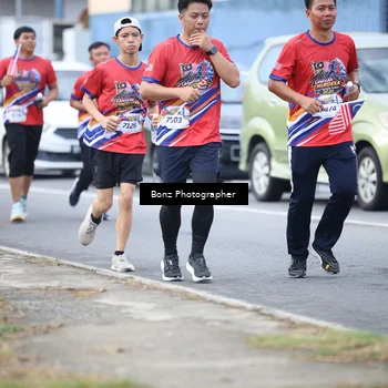 Runner Photo 5979773