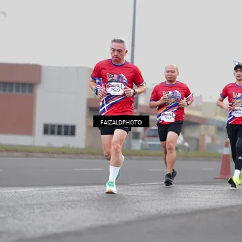 Runner Photo 5979890