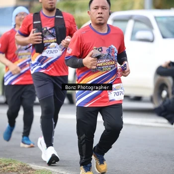 Runner Photo 5979915