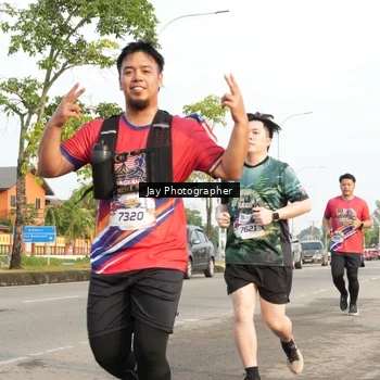 Runner Photo 5979936
