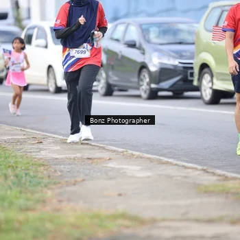 Runner Photo 5979996