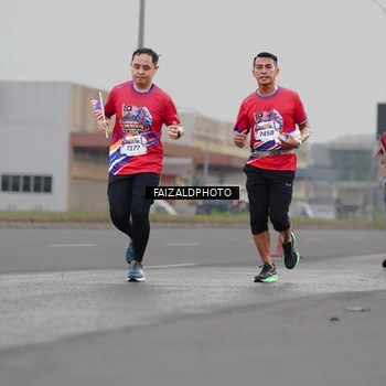 Runner Photo 5980063