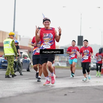 Runner Photo 5980202