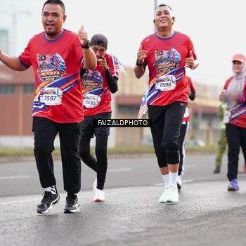 Runner Photo 5981067