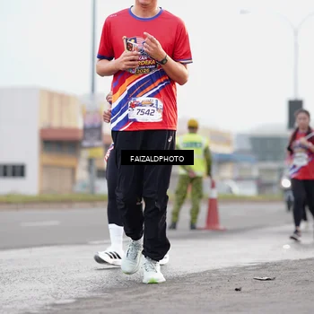 Runner Photo 5981112