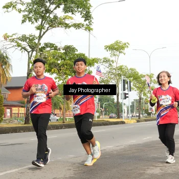 Runner Photo 5981159
