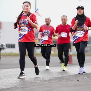 Runner Photo 5981165