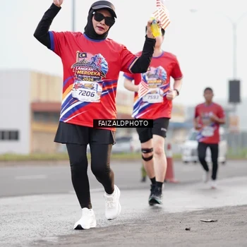 Runner Photo 5981345
