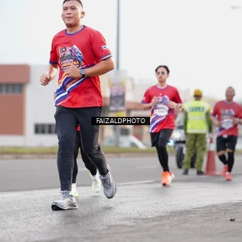 Runner Photo 5981377