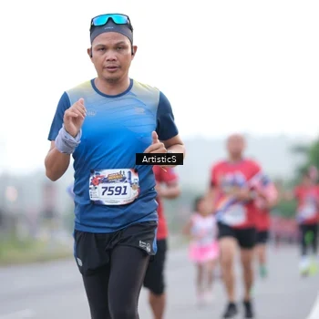 Runner Photo 5981432