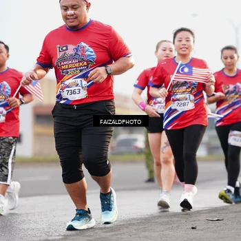 Runner Photo 5981486