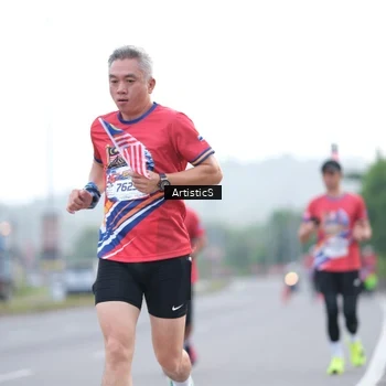 Runner Photo 5981536
