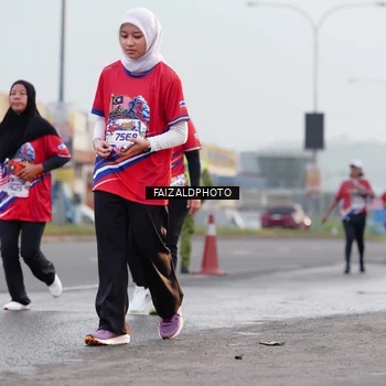 Runner Photo 5981591