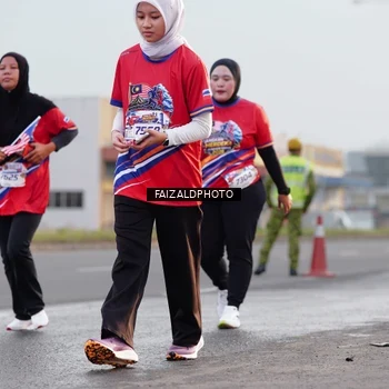 Runner Photo 5981613