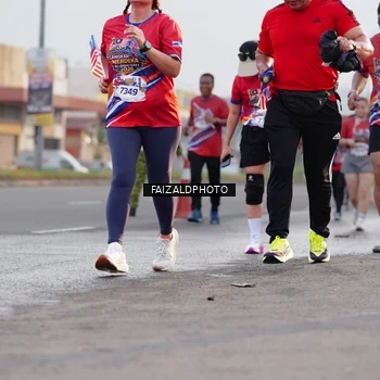 Runner Photo 5981676