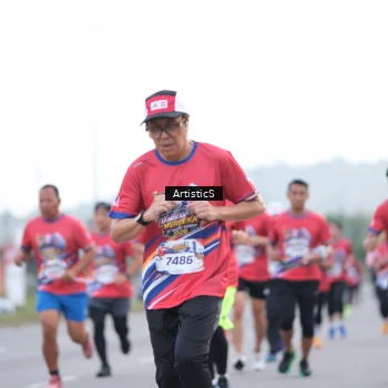 Runner Photo 5981704