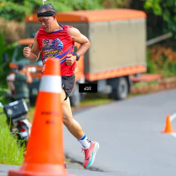 Runner Photo 5981753