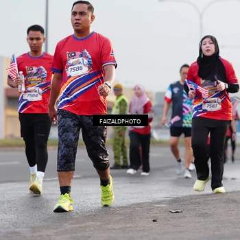 Runner Photo 5981755