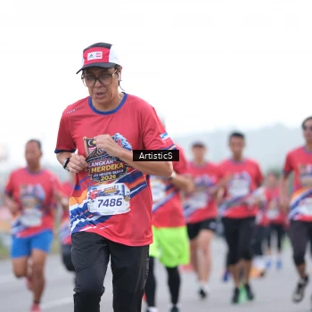 Runner Photo 5981827