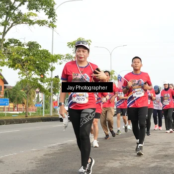 Runner Photo 5981882