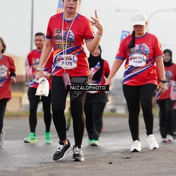 Runner Photo 5982060