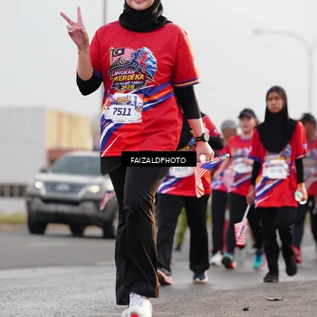 Runner Photo 5982114