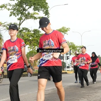 Runner Photo 5982132