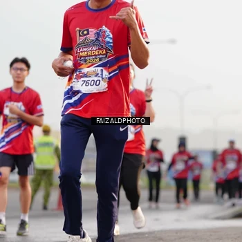 Runner Photo 5982143
