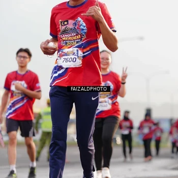 Runner Photo 5982151