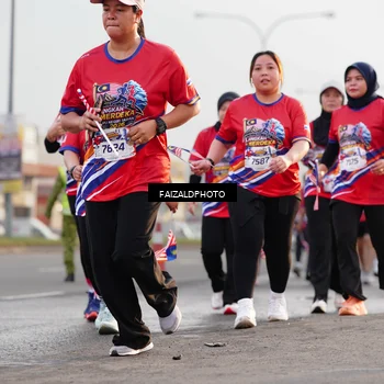 Runner Photo 5982271