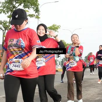 Runner Photo 5982337