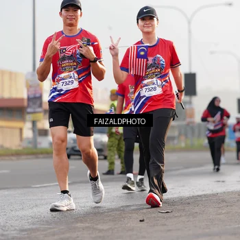 Runner Photo 5982343