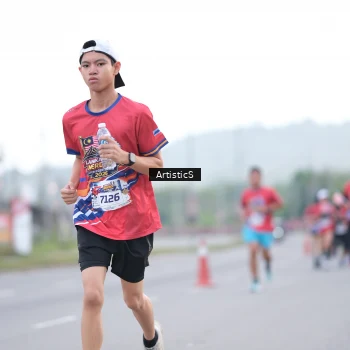 Runner Photo 5982353