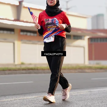Runner Photo 5982363