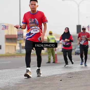 Runner Photo 5982365