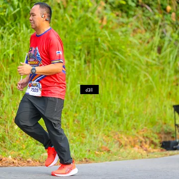 Runner Photo 5982459