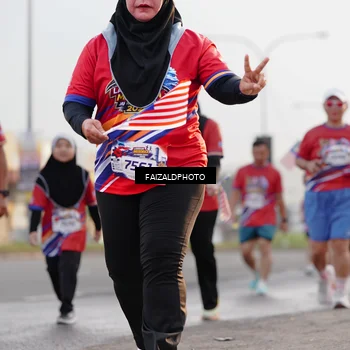 Runner Photo 5982476