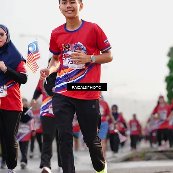 Runner Photo 5982485
