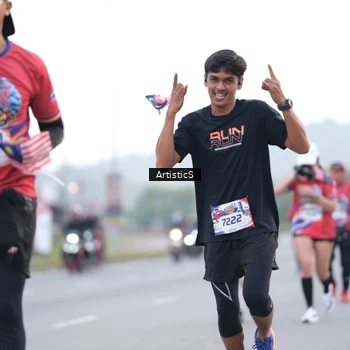 Runner Photo 5982495