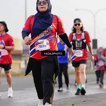 Runner Photo 5982536