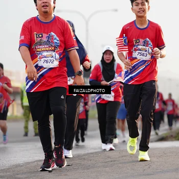 Runner Photo 5982541