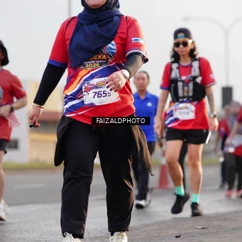 Runner Photo 5982576